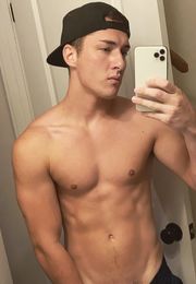 Hunter Tyler Gay Porn Star - Tristan Hunter's Gay porn model @ Gay0day