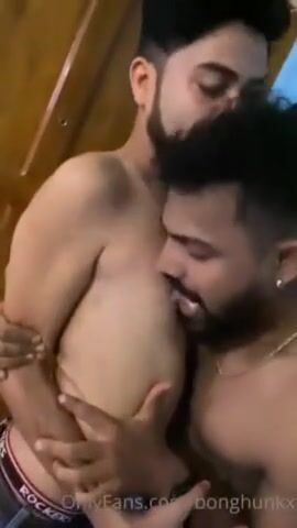 Xxx Sexey Prond Hot Bf - Indian men romantic porn watch online