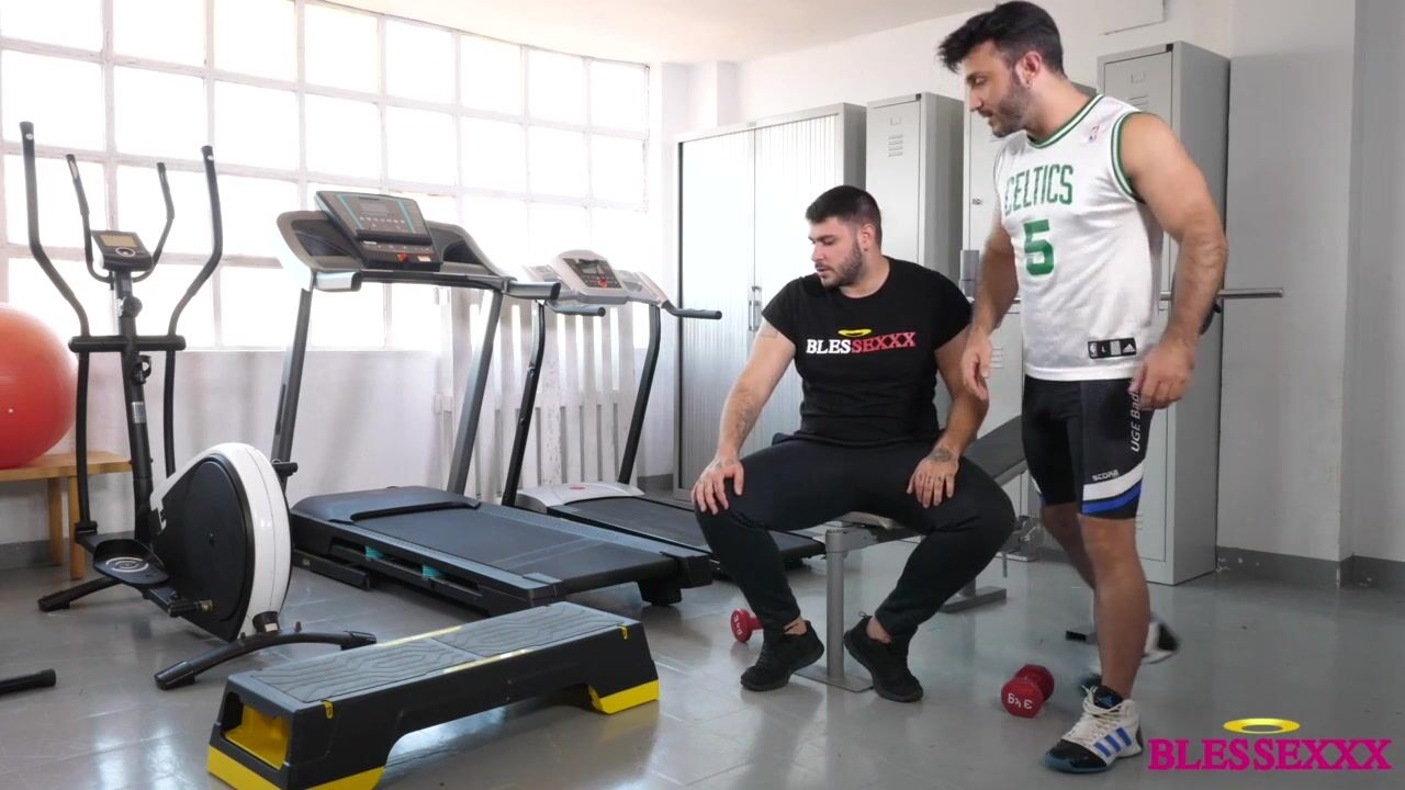Bollywood Jym Sex - My first gym day - Magic Javi & Kike Gil watch online