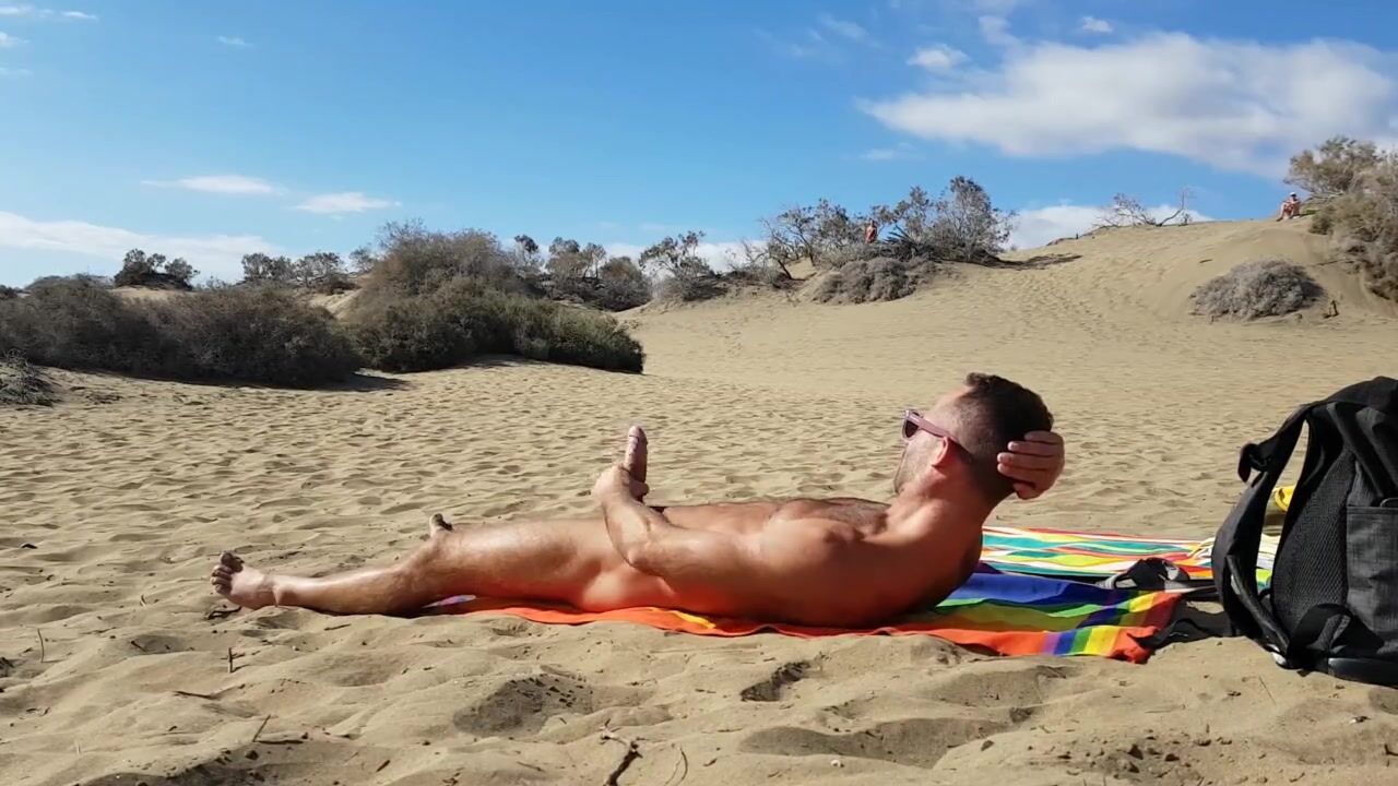Jerking off in the Dunes of Gran Canaria watch online image