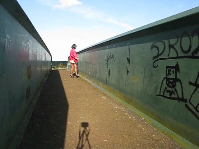 In the pink on a bridge watch online