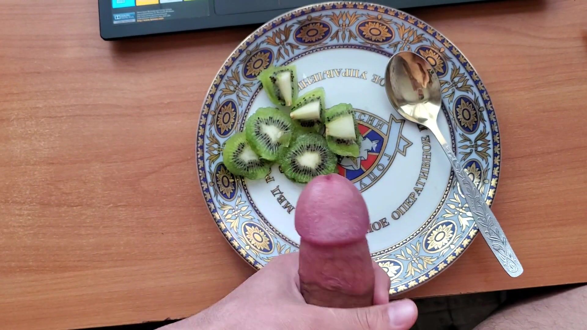 The guy cums sweetly on kiwi and makes the berry tastier watch online