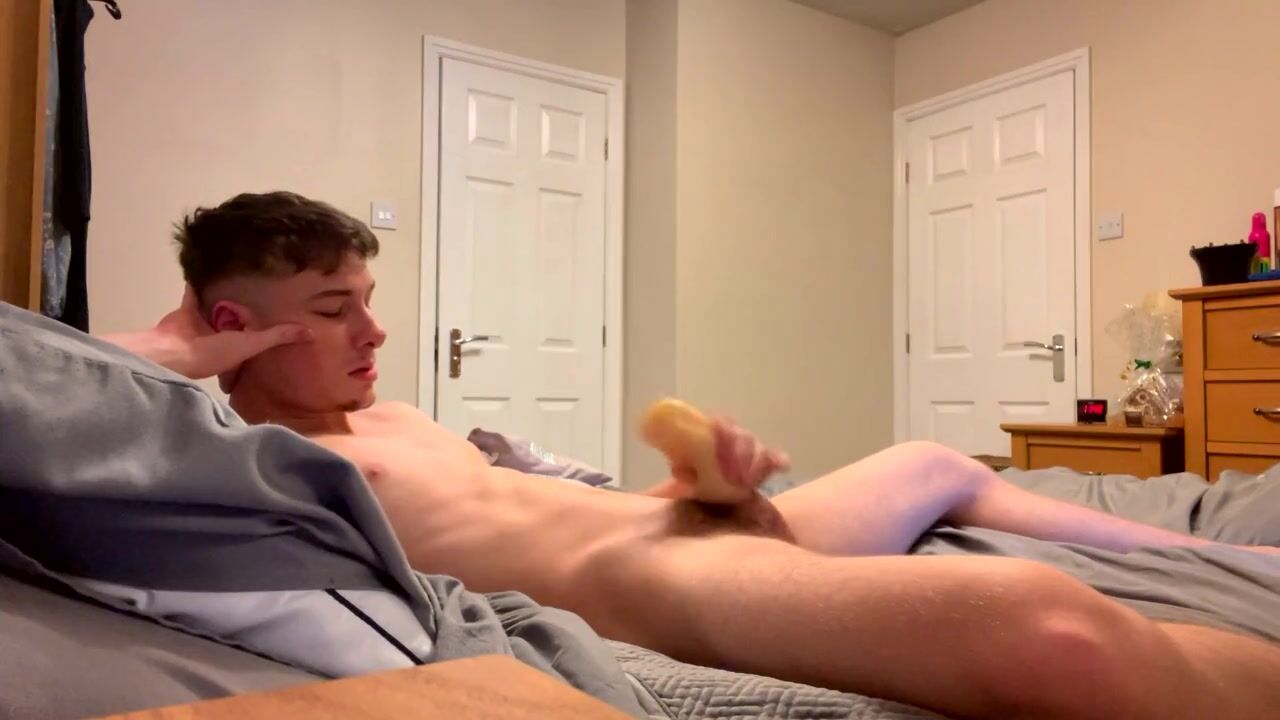HOT GUY TRIES SEX TOY FOR FIRST TIME watch online