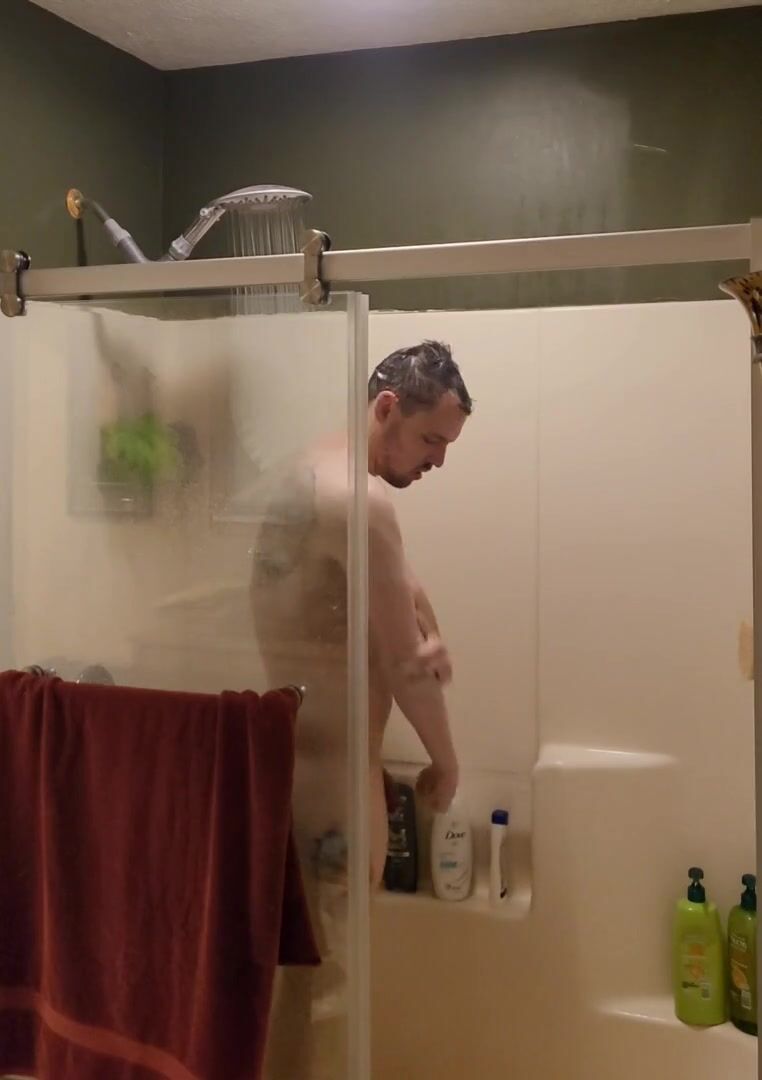 Caught in the shower soaping up, shaving, stroking watch online