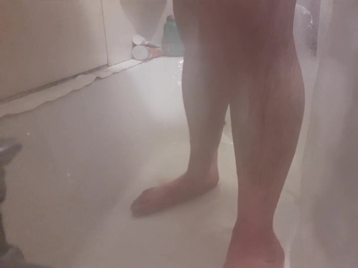 hombres en cuclillas baño voyeur Fotos Porno Alta Definición