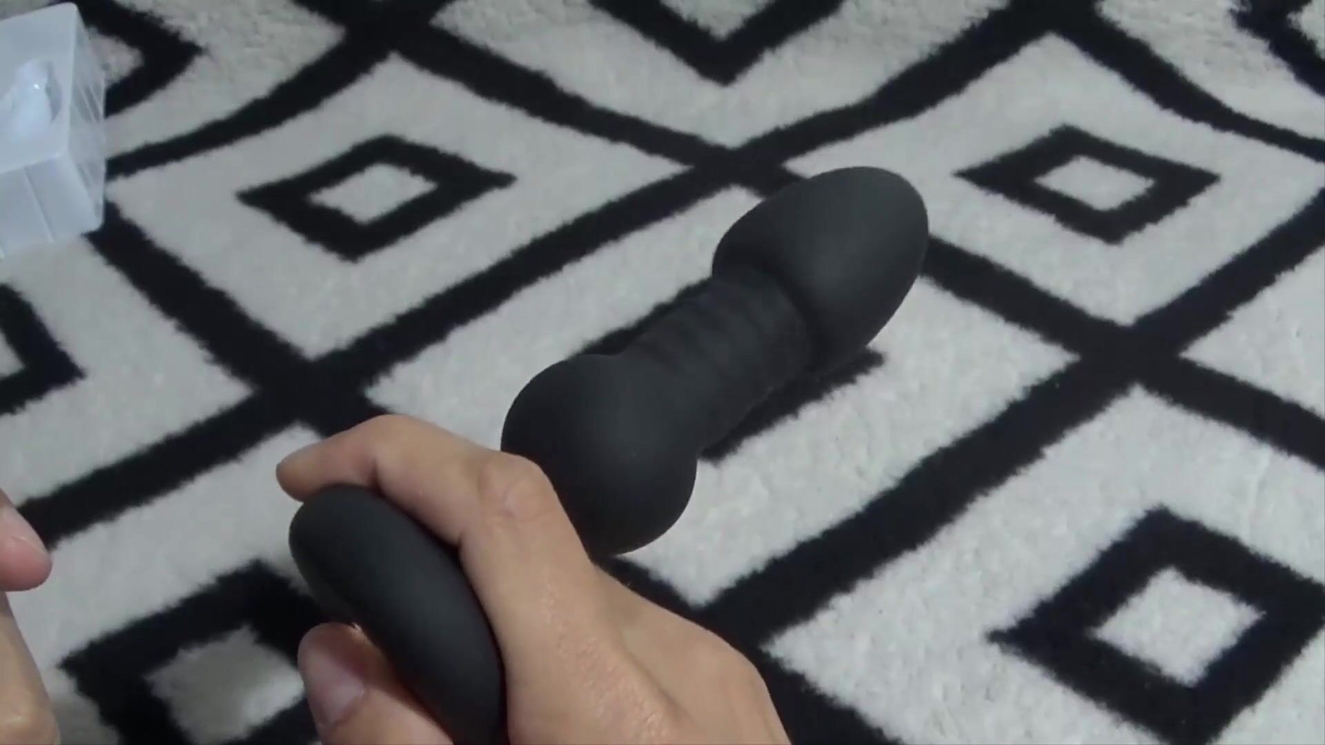 Anal Toy Review - Toy Review: Thrusting Anal Plug watch online