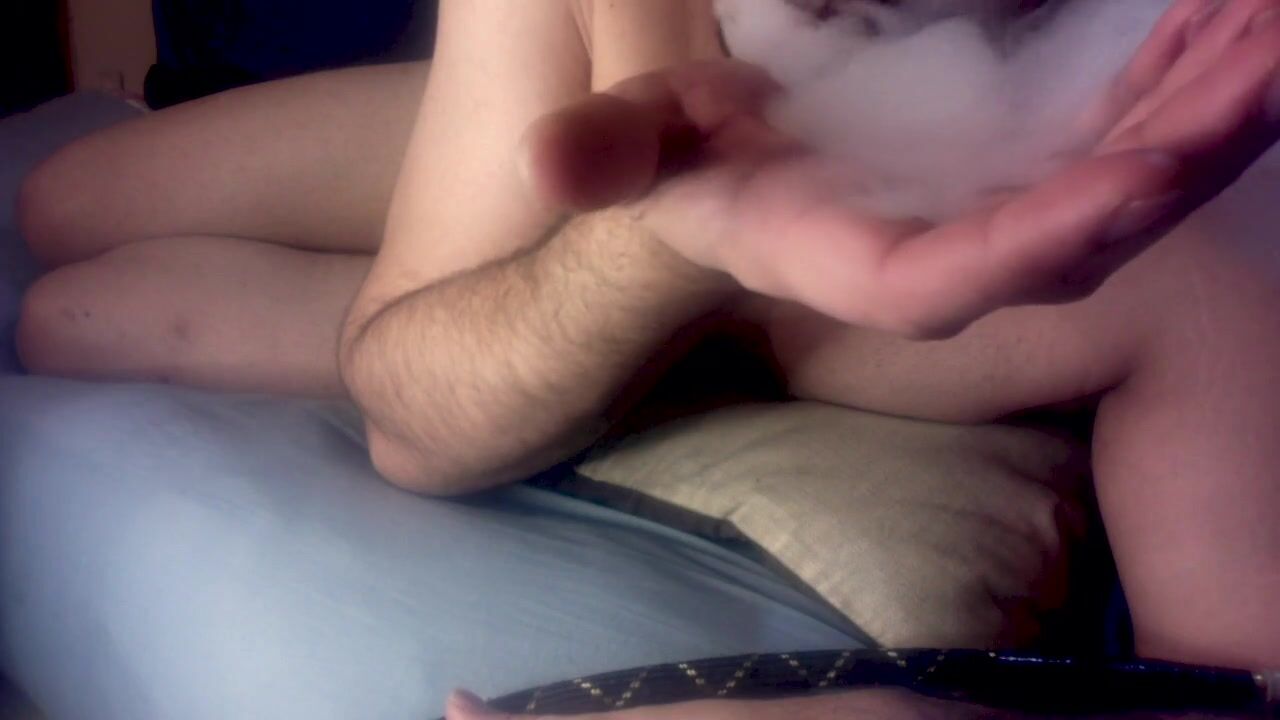 Blowing clouds on myself, Meth and Sheesha. watch online