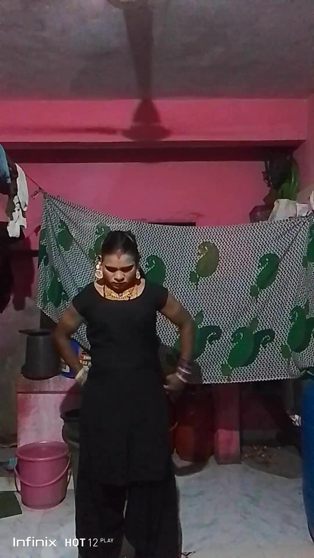 Deshi Bhabhi Crasdresser watch online