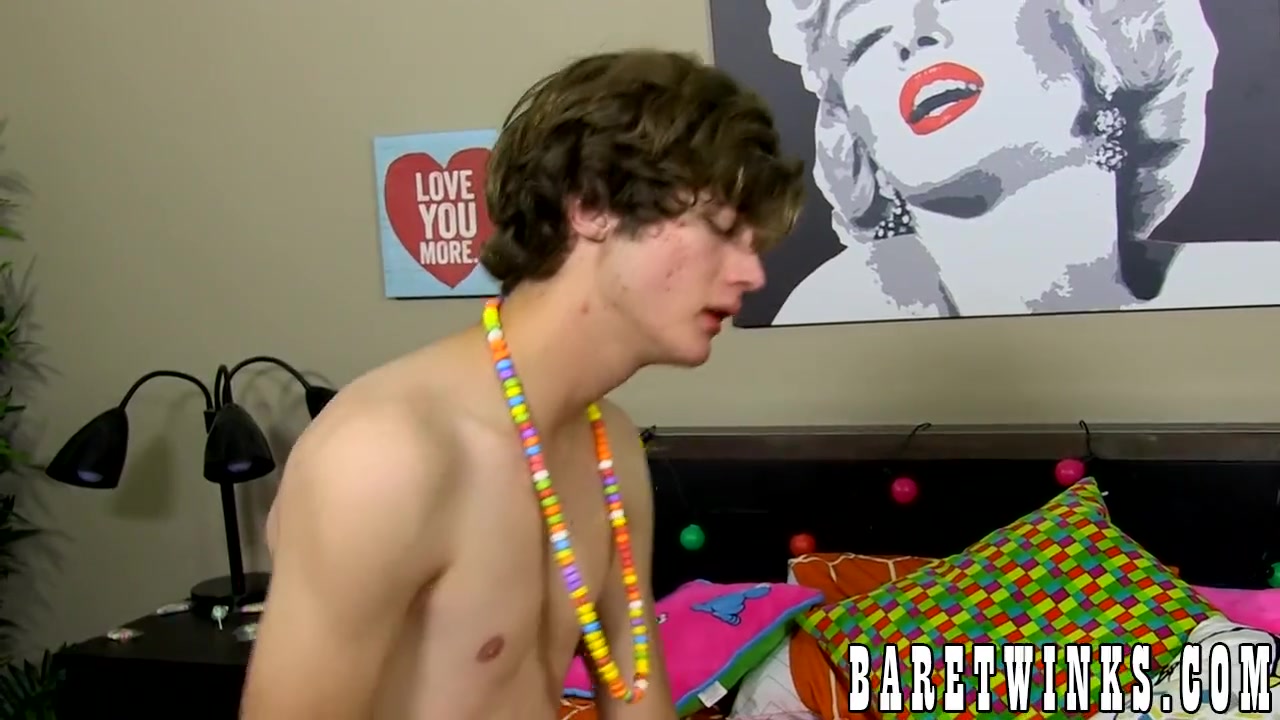 Candy loving twinks Colby Klein and Zack Love enjoy bare sex watch online